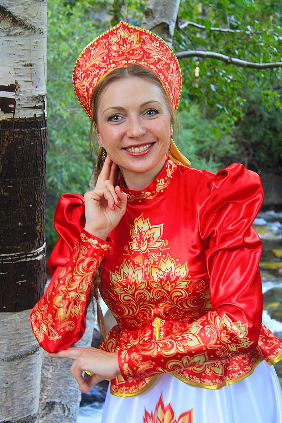 Women in Slavic costumes in Coimbatore