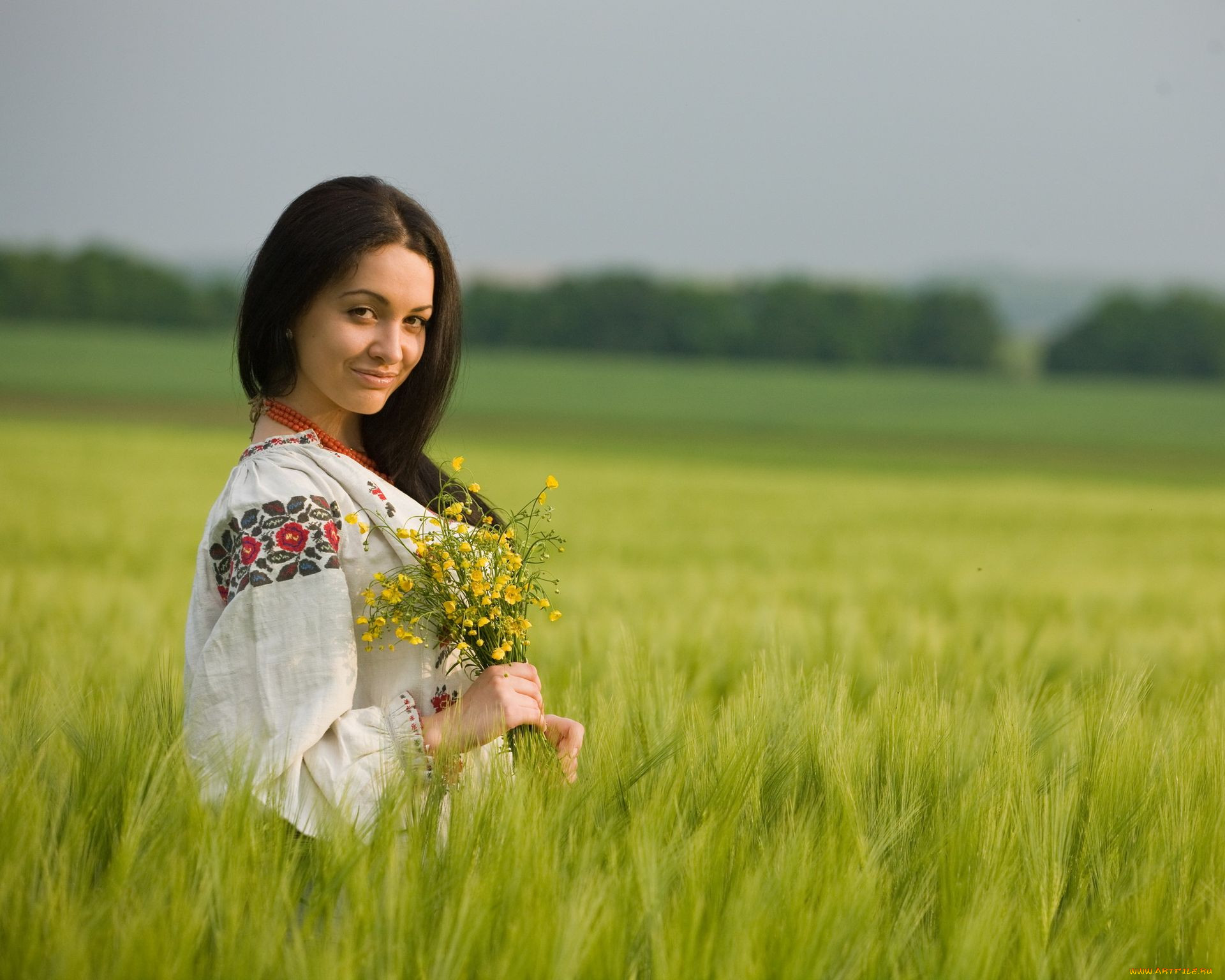 Women in Slavic costumes in Coimbatore