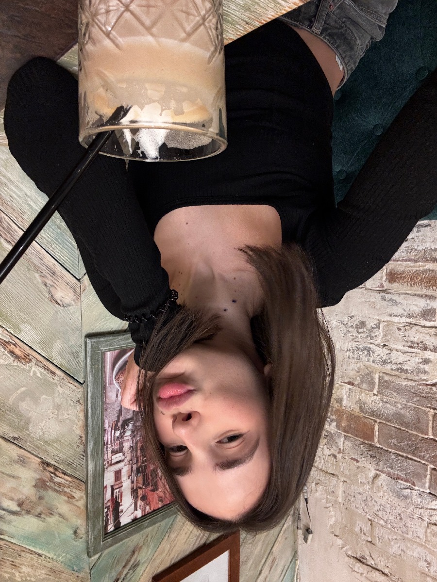 Fresh photos, fresh mood — Tina online in Coimbatore